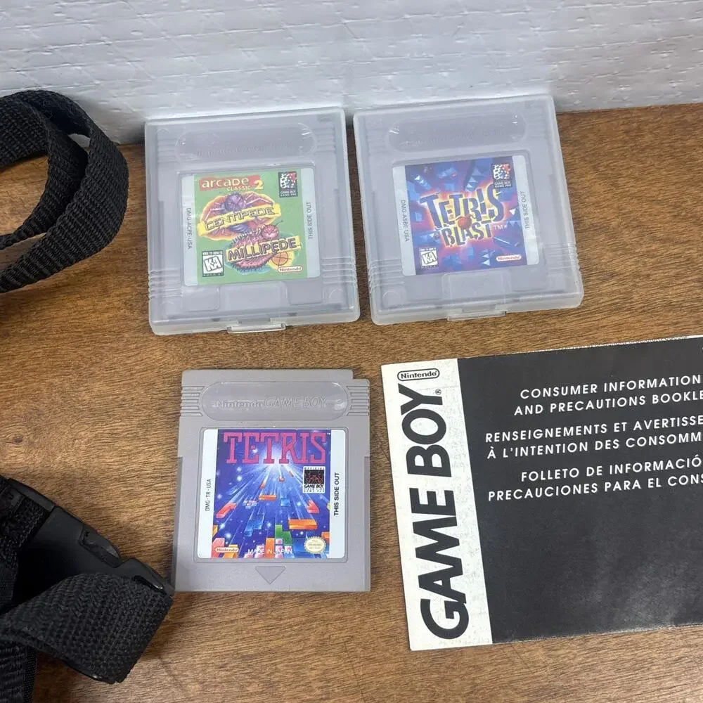 Original Nintendo Gameboy Console System Fully Working & Tetris And More. Clean!